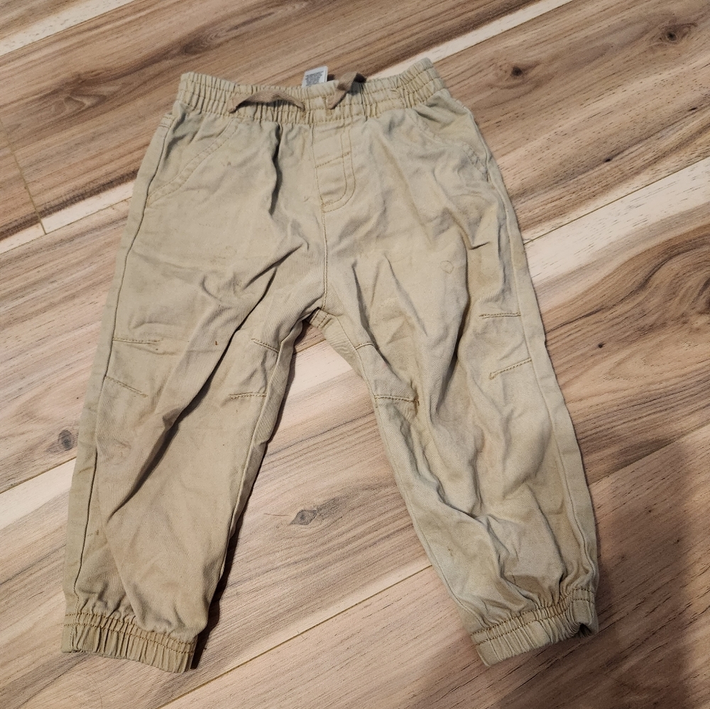 🌟$1 Bundled /Stylish Beige Pants with Unique Detailing! 🌟 (See Pictures)